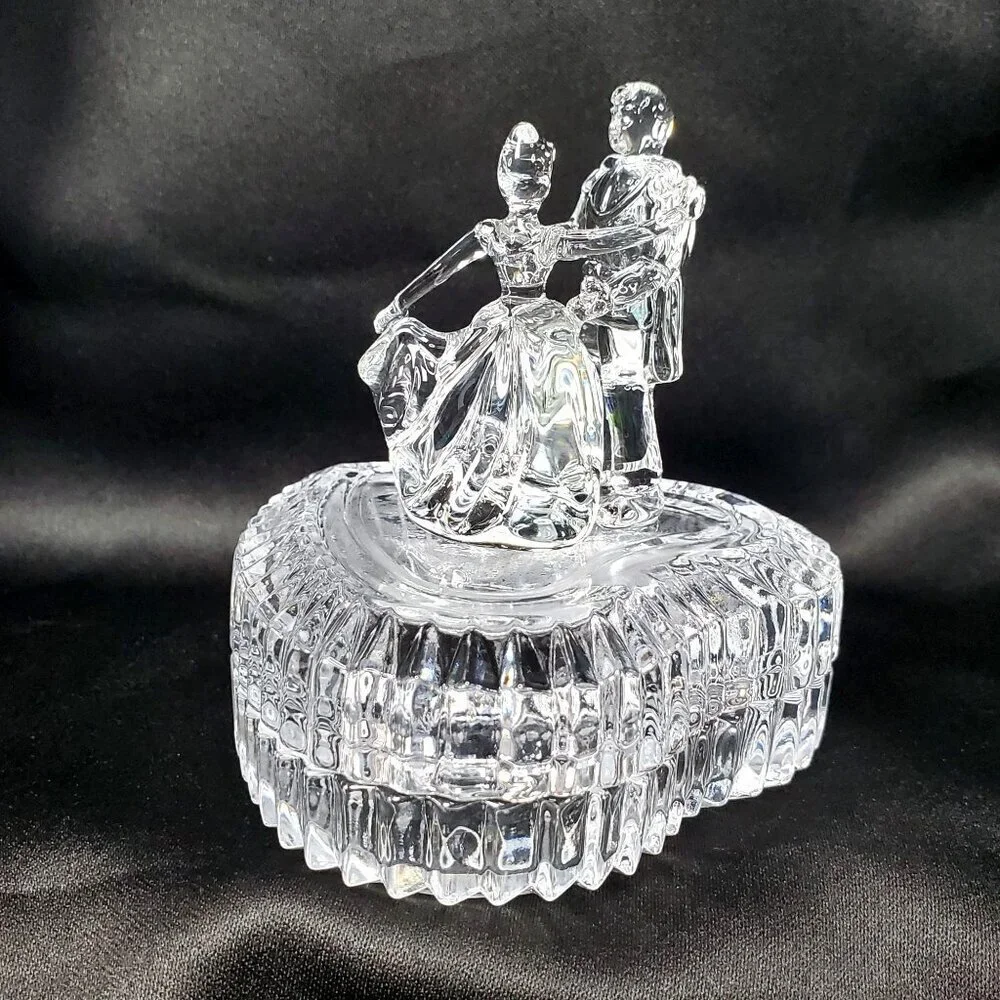 Disney Royal Treatment Cinderella & Prince Arribas Brothers Crystal Trinket Box